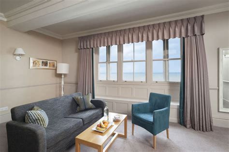 the imperial hotel tenby reviews.